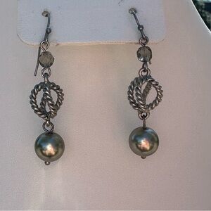 Grey Pearl dangle Fashion earrings with French hooks